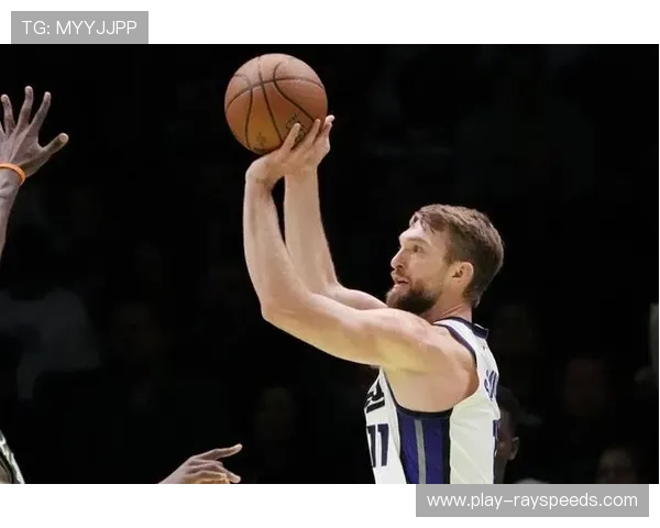 国王4连败陷战术迷茫，萨博尼斯回归后攻防节奏失衡